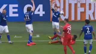  曼城控球率高达七成完全压制对手进攻空间